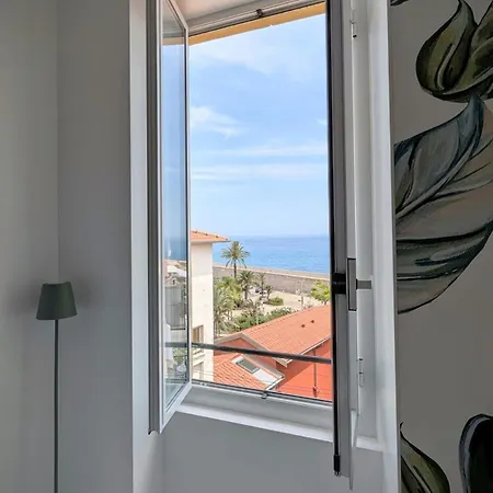 Le Cocon Du Bastion Apartmán *