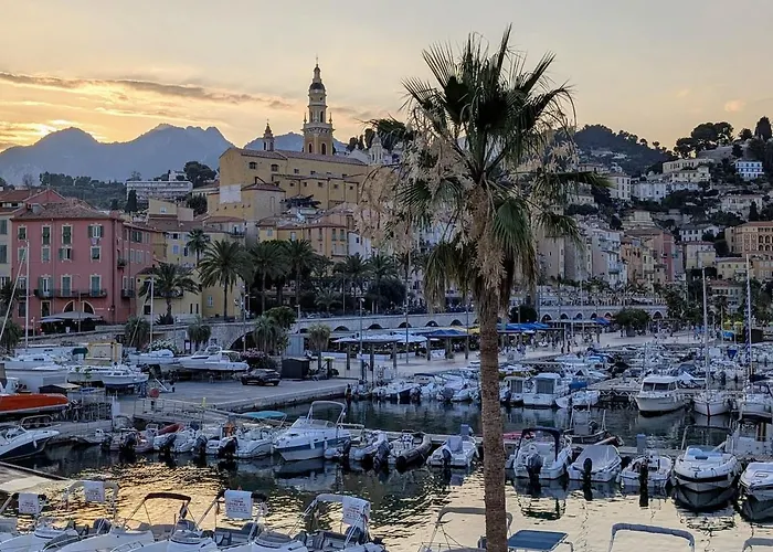 Le Cocon Du Bastion * Мантон