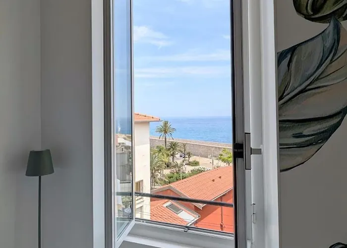 Le Cocon Du Bastion Apartment *